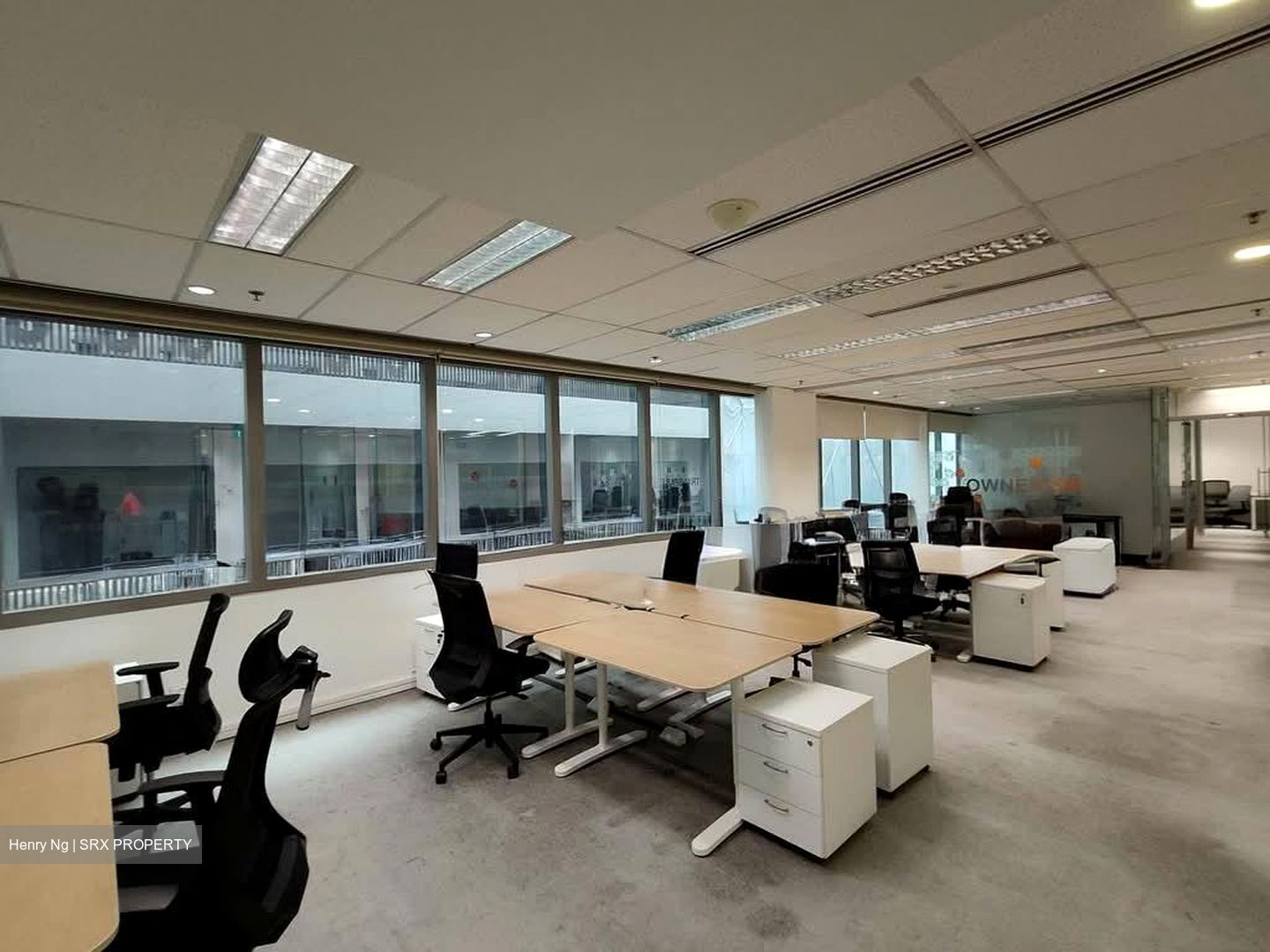 Robinson 112 (D1), Office #602216141